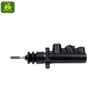 Axle Parts 1874957M91 Brake Master Cylinder  for  Tractor 560 565 575 590 595 690 698 DOT4